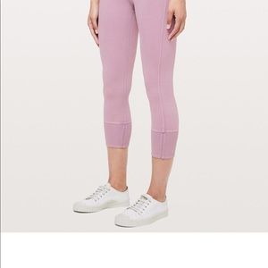 Size 6 lulu lemon wunder unders